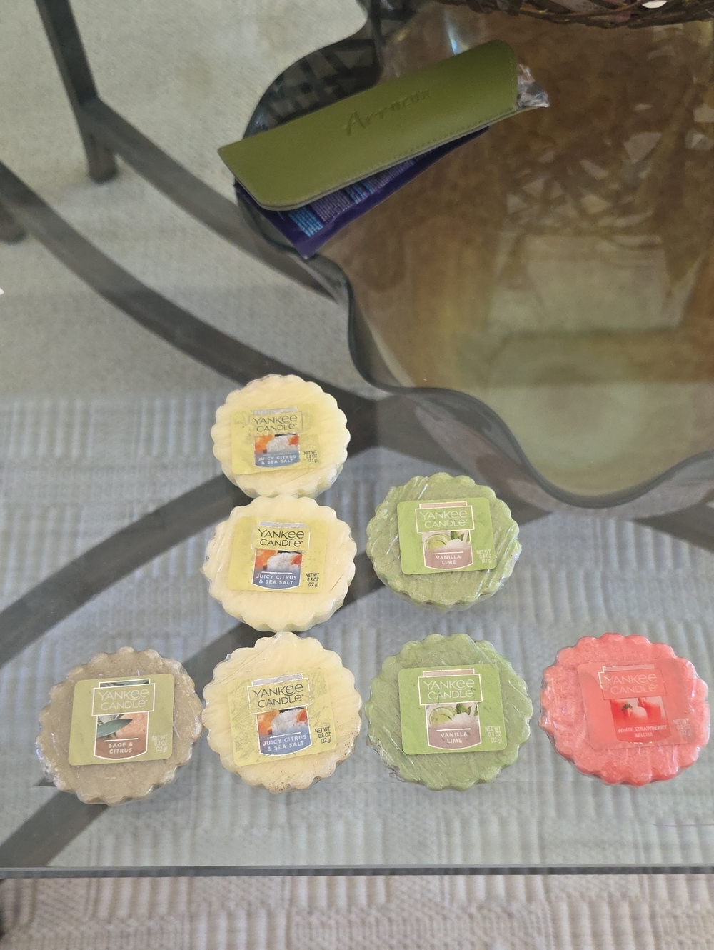 7 Yankee Candle Wax Melts - Green, Yellow, Cream, Tan, Coral